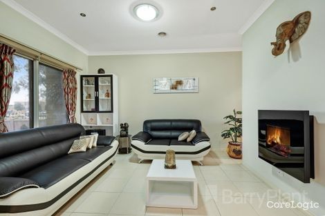 Property photo of 11 Sunny Lane Point Cook VIC 3030