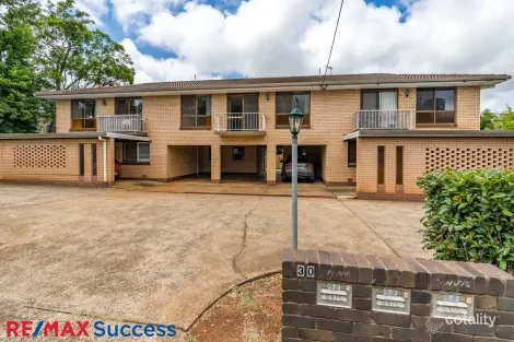 2/30 French St, East Toowoomba, QLD 4350
