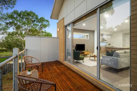 Property photo of 35 Broadbeach Circuit Point Cook VIC 3030