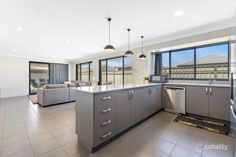 Property photo of 15 Carbine Bend Byford WA 6122