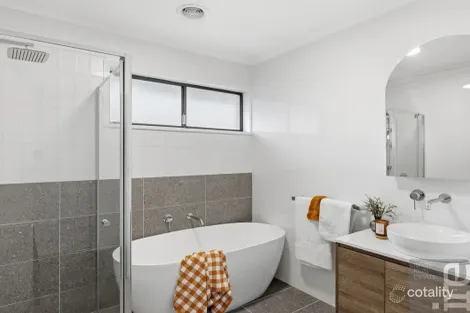 Property photo of 2 Sunset Drive Wangaratta VIC 3677