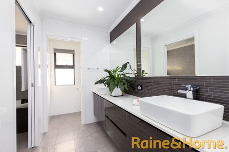 Property photo of 13 Spring Court Dubbo NSW 2830