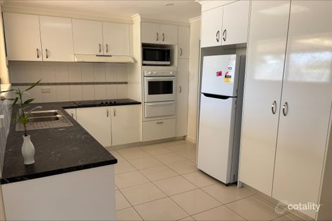 Property photo of 30 Kwinana Crescent Port Noarlunga South SA 5167