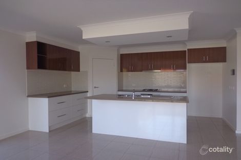 Property photo of 2/16 Paola Circuit Point Cook VIC 3030