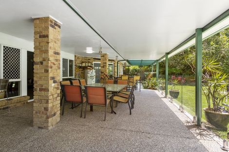 Property photo of 24 Derwent Avenue Helensvale QLD 4212