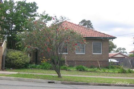 77 Amos St, Westmead, NSW 2145
