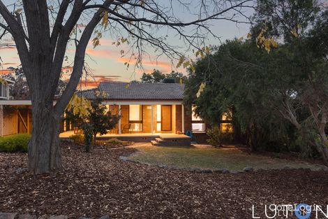 Property photo of 6 Merfield Place Giralang ACT 2617