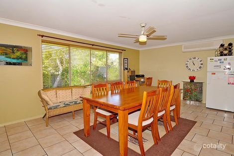 Property photo of 8 Muskheart Circuit Pottsville NSW 2489