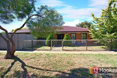 Property photo of 32 Hooker Road Werribee VIC 3030