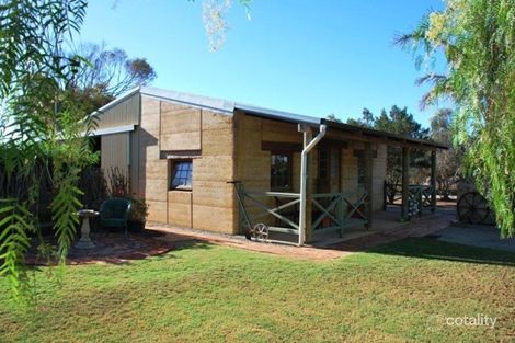Property photo of 18 Phillips Road Greenough WA 6532