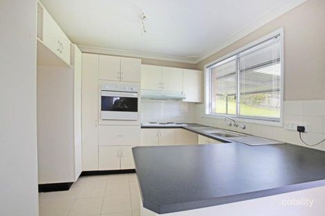 Property photo of 3 Philo Close Rosemeadow NSW 2560