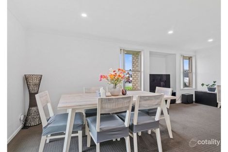 Property photo of 8 Ruby Road Rutherford NSW 2320