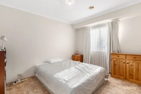 Property photo of 8 Barina Way Mill Park VIC 3082