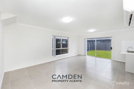 Property photo of 58 Ingall Loop Catherine Field NSW 2557