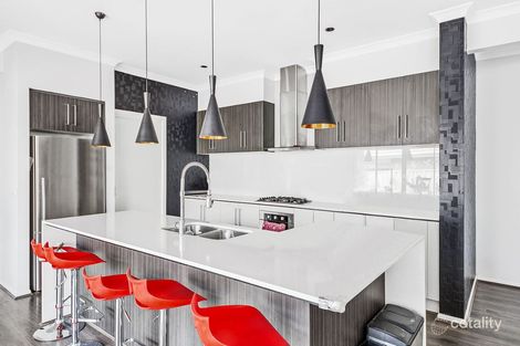 Property photo of 3 Gateway Avenue Pakenham VIC 3810