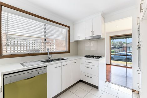 Property photo of 7 Neagle Mews Berwick VIC 3806