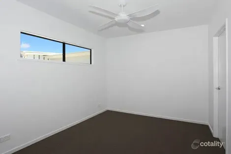 Property photo of 8 Affinity Place Birtinya QLD 4575