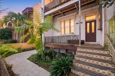 Property photo of 28 Wigram Road Glebe NSW 2037