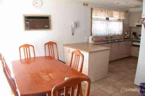 Property photo of 5 David Avenue Cranbourne VIC 3977