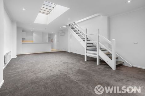 Property photo of 2/6 Roeszler Lane Melbourne VIC 3000