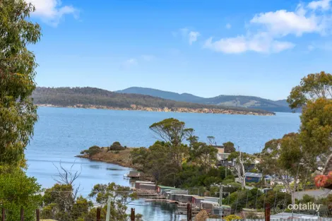 Property photo of 4 Pine Court Primrose Sands TAS 7173