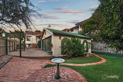 Property photo of 19 Quirk Road Manly Vale NSW 2093