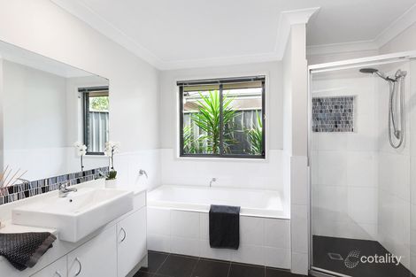 Property photo of 6 Florin Place Wadalba NSW 2259
