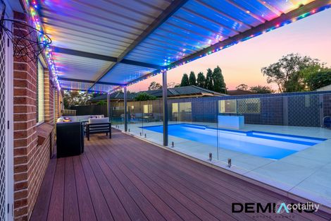 Property photo of 2 Delfin Drive Wattle Grove NSW 2173