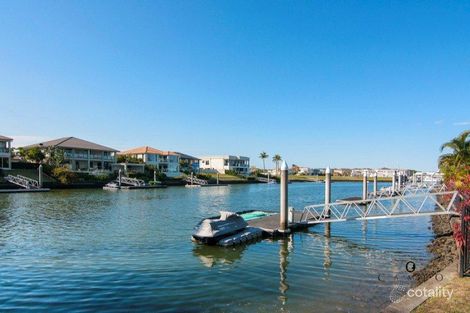 Property photo of 2636 Yanderra Close Hope Island QLD 4212