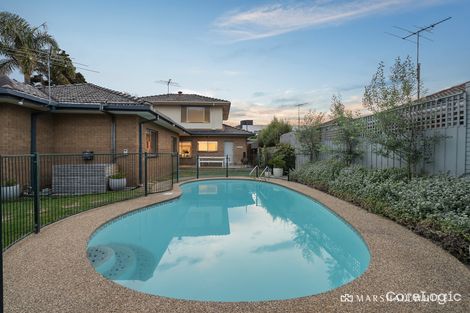 Property photo of 4 Nanoon Close Brighton VIC 3186