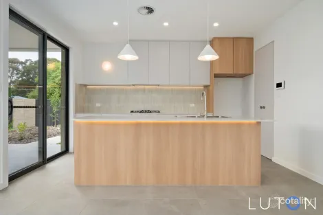 Property photo of 2 Betts Place Higgins ACT 2615