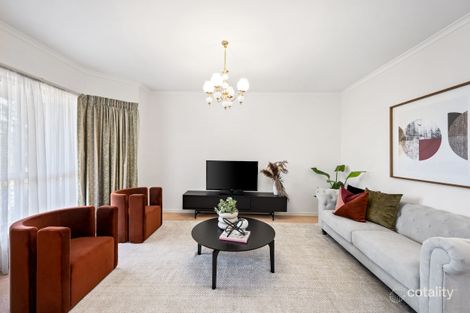 Property photo of 32 Bluebell Crescent Gowanbrae VIC 3043