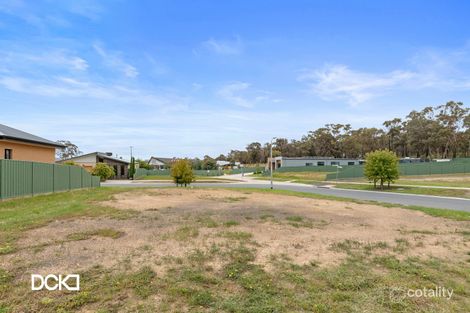 Property photo of 27 Robert Street Kangaroo Flat VIC 3555