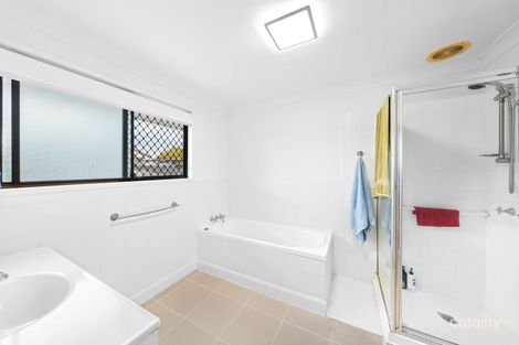 Property photo of 17 Lark Street Birkdale QLD 4159