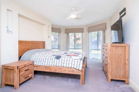 Property photo of 4 Hawksburn Crescent Wantirna South VIC 3152