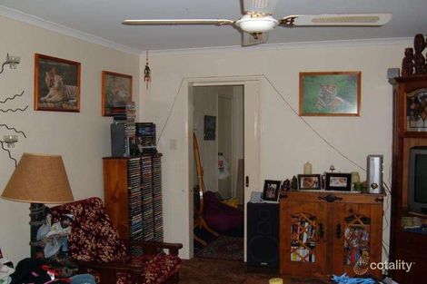 Property photo of 19 Wide Bay Drive Eli Waters QLD 4655
