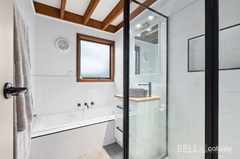 Property photo of 1001 Mt Dandenong Tourist Road Montrose VIC 3765