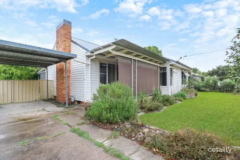 392 Hedley Cres, Lavington, NSW 2641