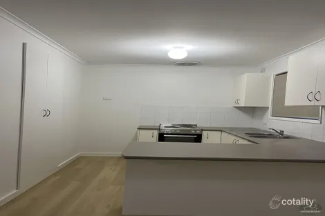 Property photo of 28 Vickers Street Kialla VIC 3631