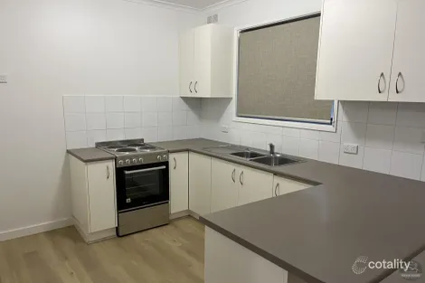 Property photo of 28 Vickers Street Kialla VIC 3631