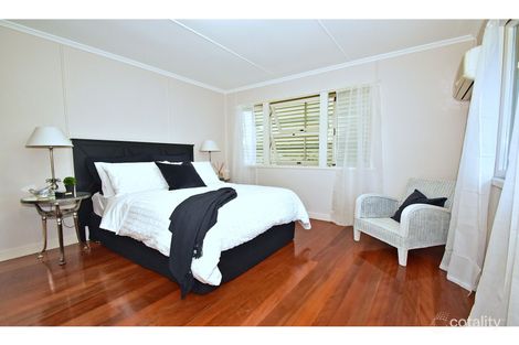 Property photo of 33 Hathway Street Mount Gravatt East QLD 4122