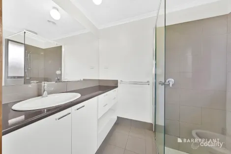 Property photo of 21 Glendale Avenue Epping VIC 3076