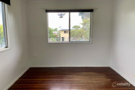 Property photo of 52 Gray Street Park Avenue QLD 4701