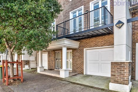 Property photo of 324 Wharf Road Newcastle NSW 2300