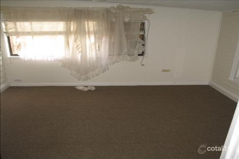 Property photo of 37 Henderson Road Queanbeyan NSW 2620