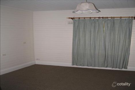 Property photo of 37 Henderson Road Queanbeyan NSW 2620