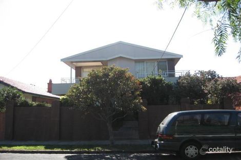 10 Mchenry St, St Kilda East, VIC 3183