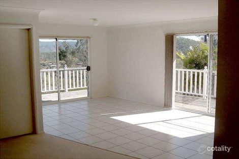 Property photo of 20 Crestridge Crescent Oxenford QLD 4210