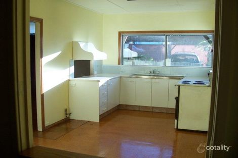Property photo of 10 Queen Street Dinmore QLD 4303