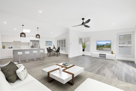 Property photo of 2/62 Adelaide Street Tumbi Umbi NSW 2261